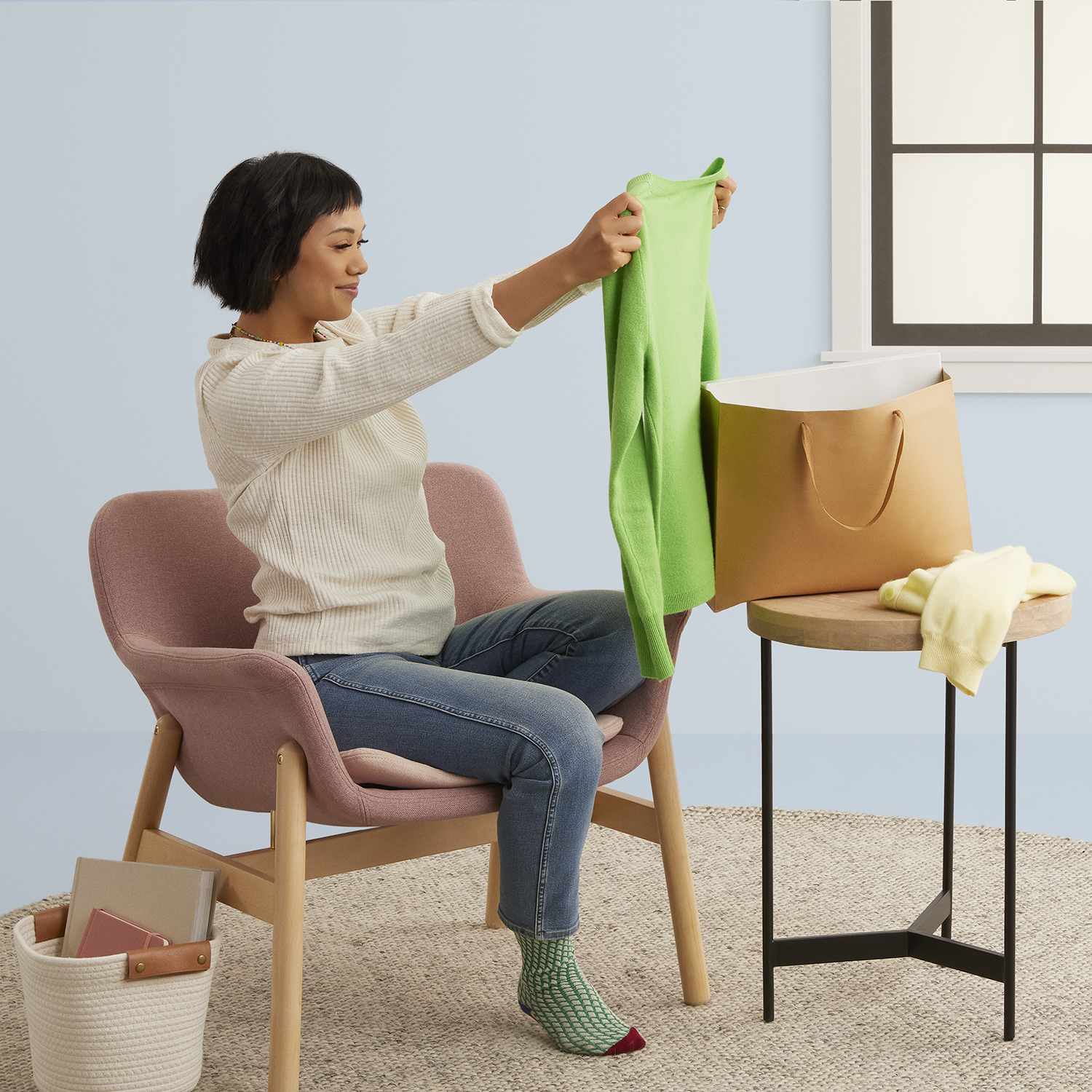 Instacart_Living_Room_Beauty_Unattended_Delivery_Big_Bag_Sweater_Wide_8451_Blue_1x1
